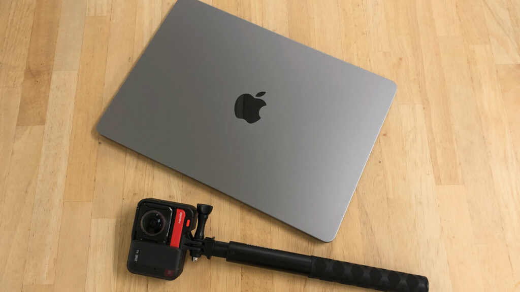MacBook Air (M2) <br>Insta360 ONE RS