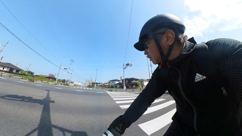 自転車　ヘルメット　サイクルヘルメット　帽子感覚　通勤　おしゃれ　オシャレ　OGK　KABUTO　KOOFU　CS-1　　オージーケー　カブト　コーフー　レビュー　ブログ　装着例7